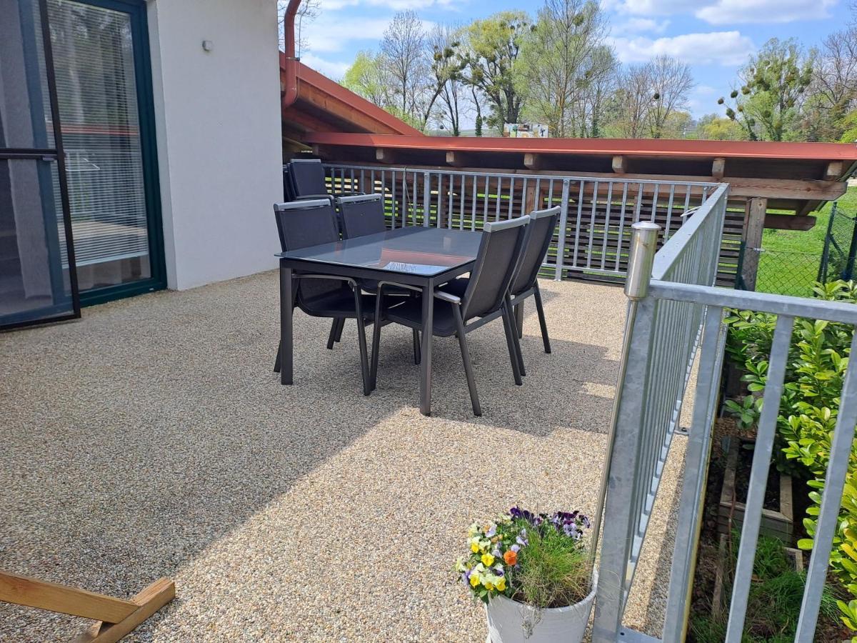 Apartmany U Zamecku Hlohovec Extérieur photo